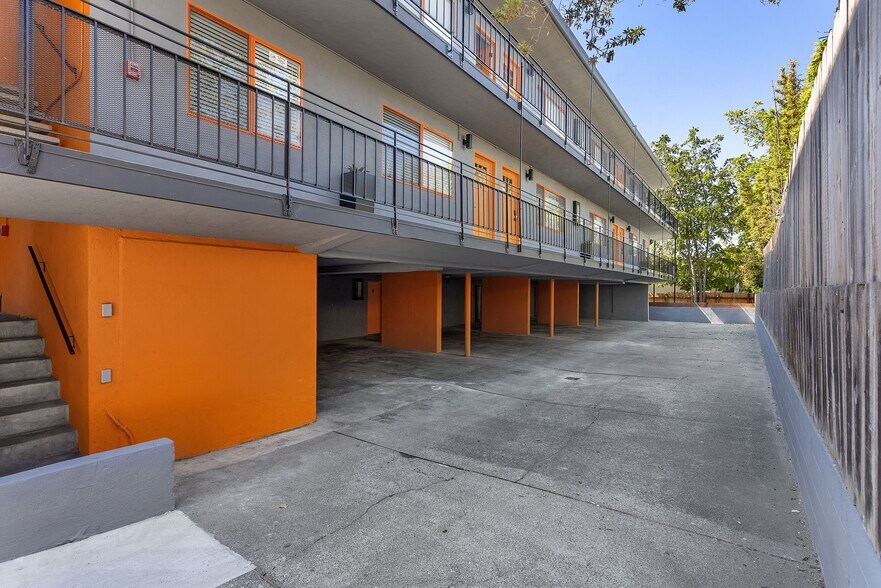 1610 Milvia St, Berkeley, CA à vendre - Photo du bâtiment - Image 2 de 20