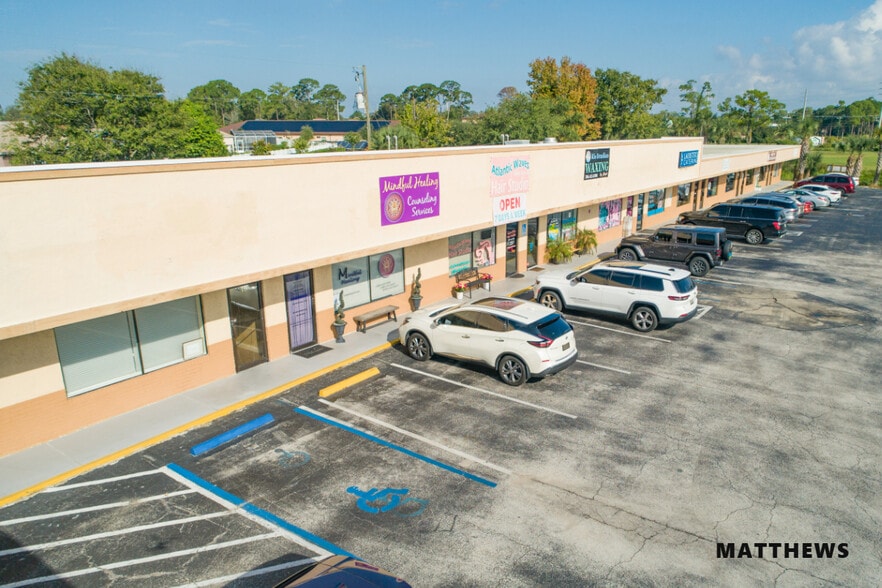 2102 S Ridgewood Ave, Edgewater, FL for sale - Building Photo - Image 2 of 5