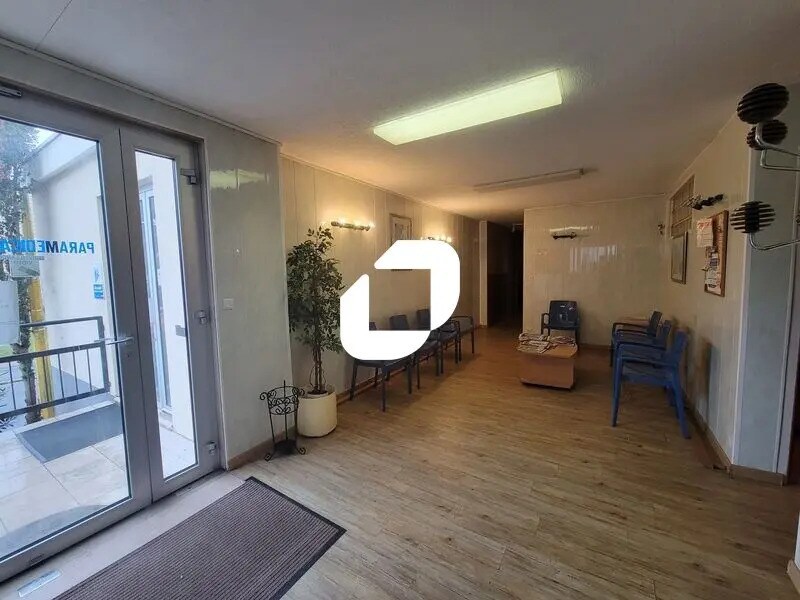 Office in Palaiseau for lease Interior Photo- Image 1 of 16