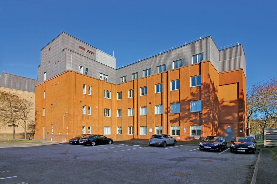 Argyle Way, Stevenage à louer - Photo du bâtiment - Image 1 de 3