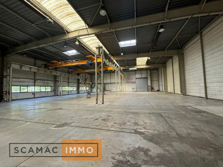 Office in Lisses for lease - Building Photo - Image 2 of 10