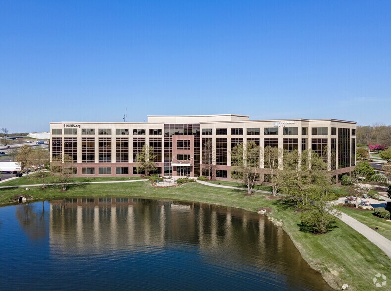 301 Pennsylvania Pky, Indianapolis, IN for lease - Building Photo - Image 3 of 11