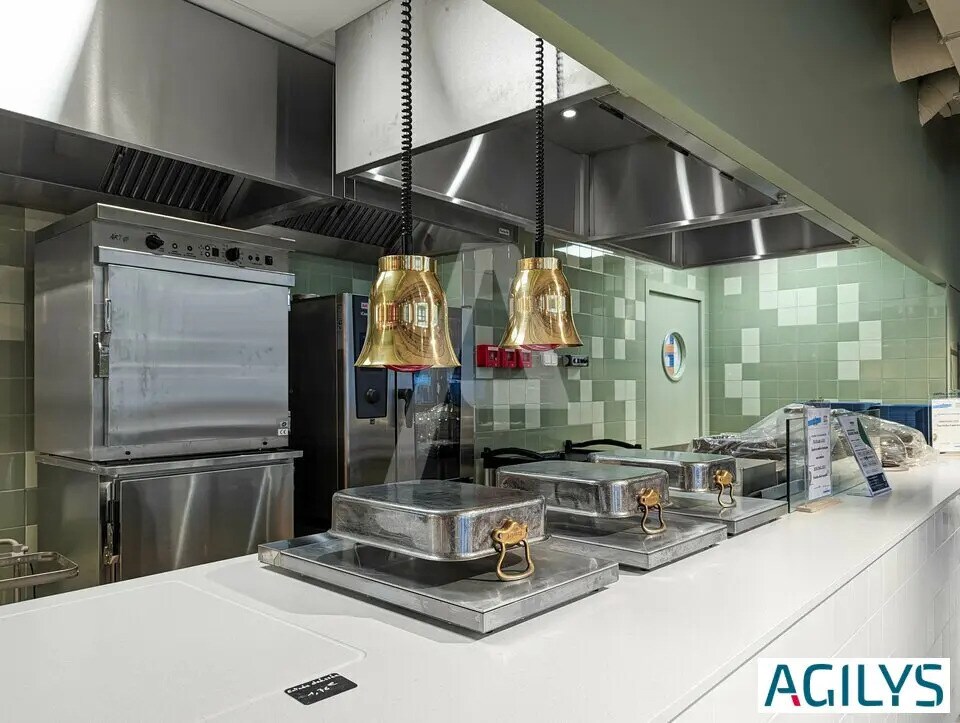 Office in Massy for lease Interior Photo- Image 1 of 11