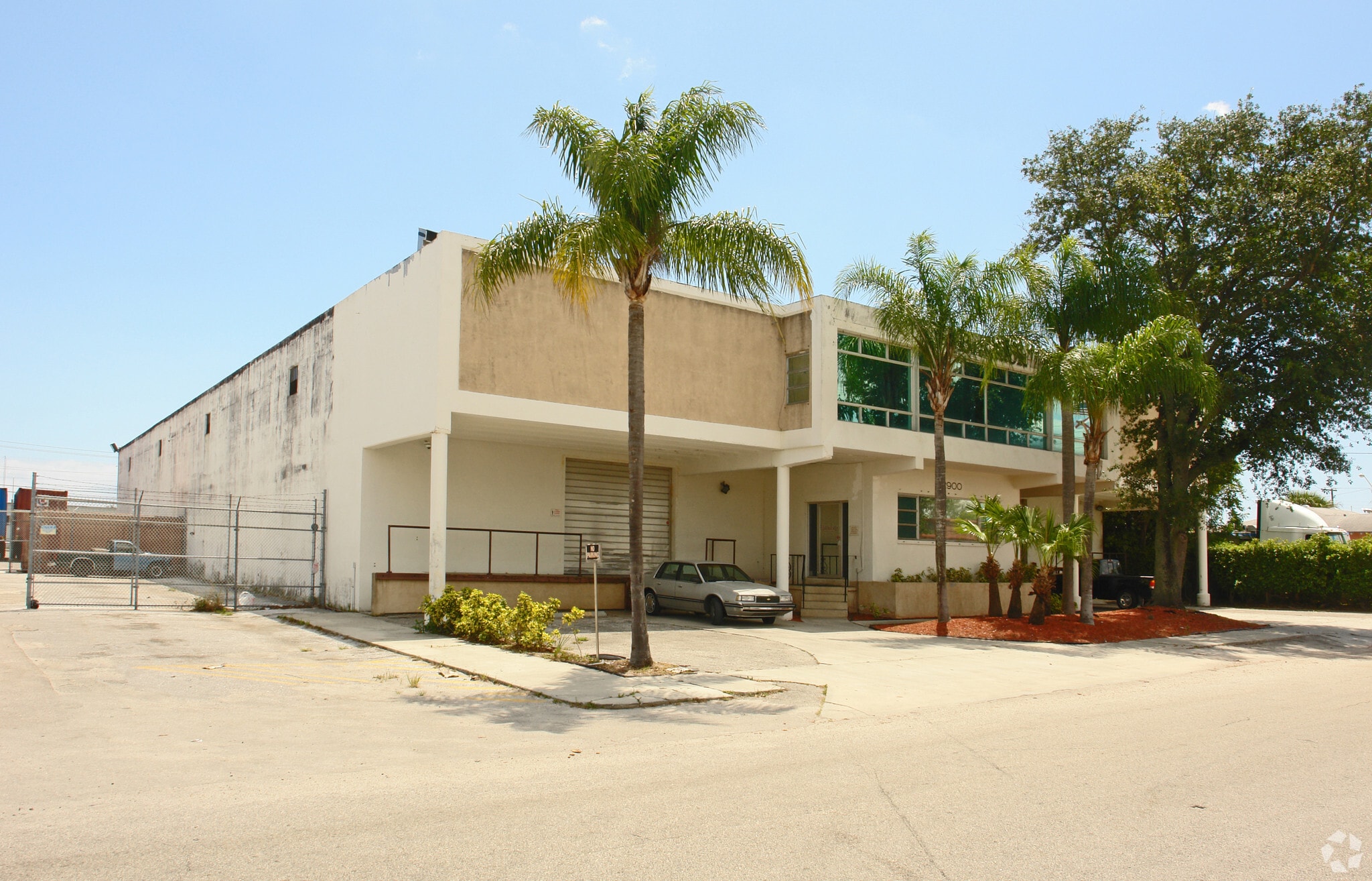 2902 Tuxedo Ave, West Palm Beach, FL for sale Primary Photo- Image 1 of 21