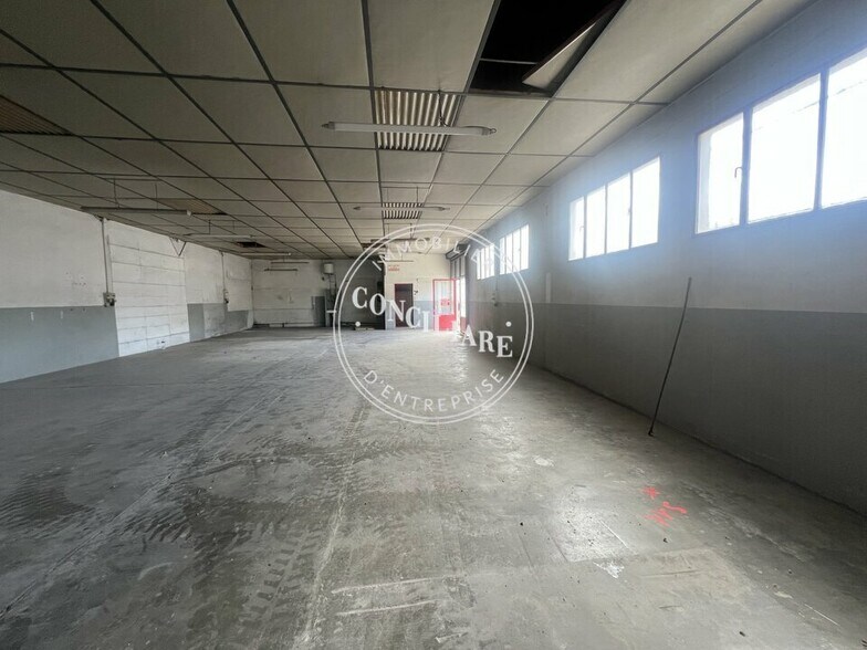150 Avenue Antoine De Saint Exupéry, Toulouse for lease - Interior Photo - Image 3 of 11
