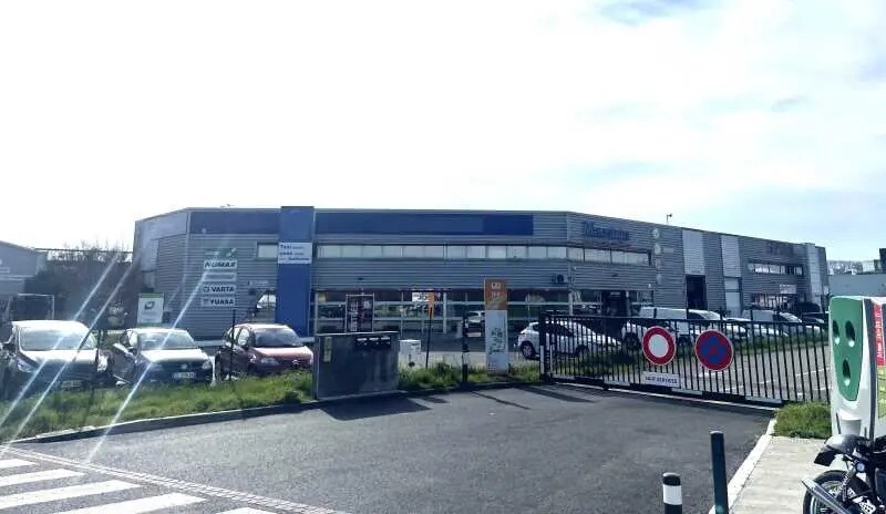 Flex dans Toulouse à louer - Photo du bâtiment - Image 1 de 2