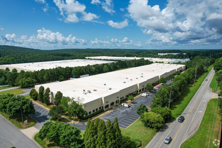1255 Terminus Dr, Lithia Springs, GA à louer - Photo du bâtiment - Image 3 de 12