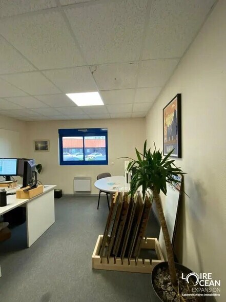 Bureau dans Nantes à vendre - Photo du bâtiment - Image 3 de 11