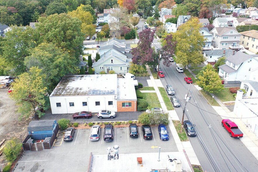 115 Grant Ave, Nutley, NJ à vendre - Photo du bâtiment - Image 2 de 13