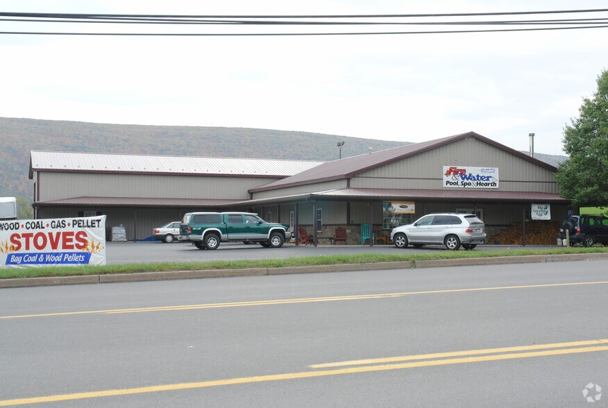 5297 Lycoming Mall Rd, Montoursville, PA à vendre - Photo du bâtiment - Image 2 de 4