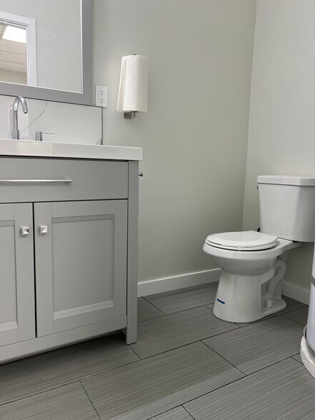 412-418 W Meeker St, Kent, WA à vendre - Photo du bâtiment - Image 3 de 17