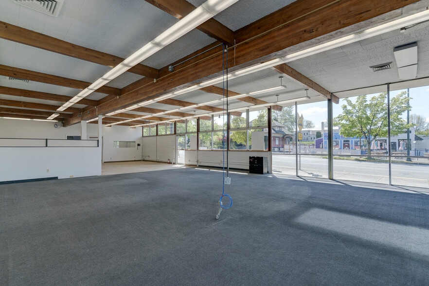 102 Quince St NE, Olympia, WA for lease - Building Photo - Image 2 of 16