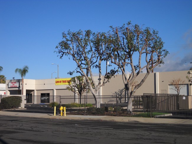 More details for 125 S Mountain Ave, Ontario, CA - Retail for Lease
