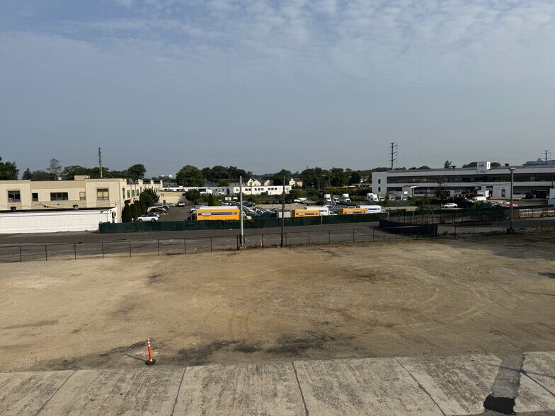 415 Fairfield Ave, Stamford, CT for lease - Building Photo - Image 3 of 5