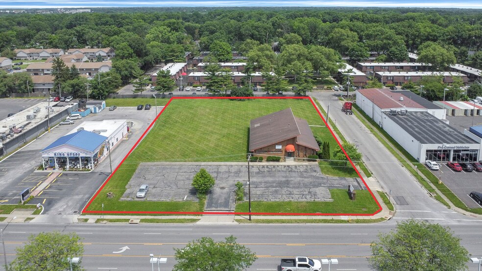 Office Owner/User - Development Opp. portefeuille de 2 propriétés à vendre sur LoopNet.ca - Photo du bâtiment - Image 3 de 22