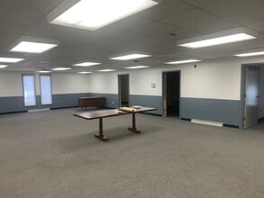 306 Elm St, Saint Johns, MI à louer Photo intérieure- Image 2 de 5