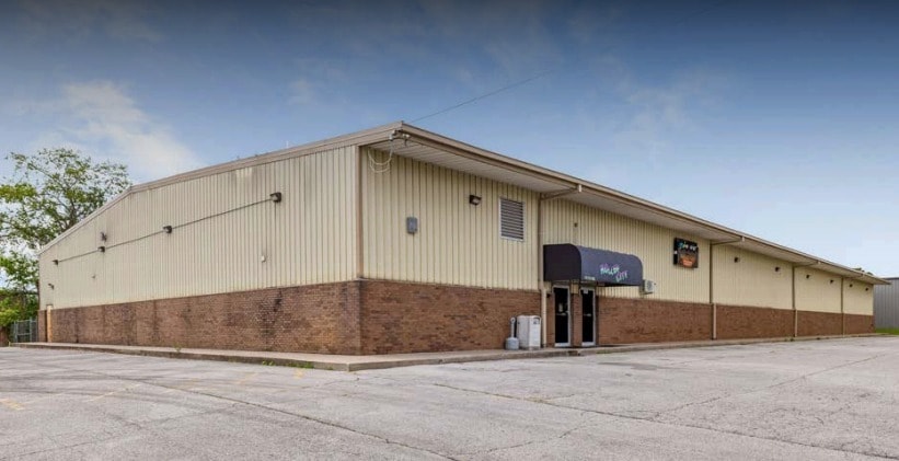 1007 S Century St, Springdale, AR for lease Primary Photo- Image 1 of 6