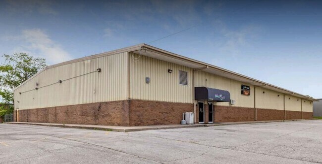Plus de détails pour 1007 S Century St, Springdale, AR - Industriel à louer