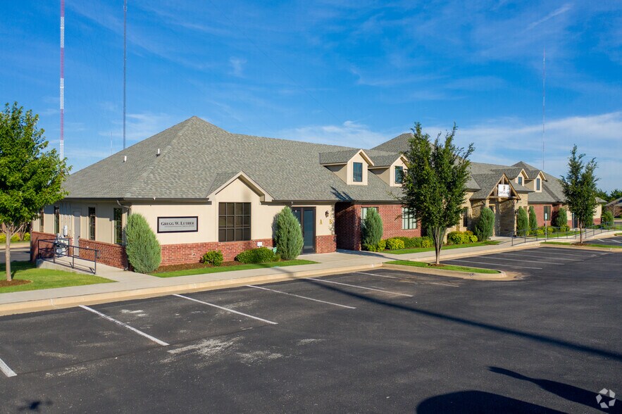 9112 N Kelley Ave, Oklahoma City, OK à vendre - Photo du bâtiment - Image 3 de 6