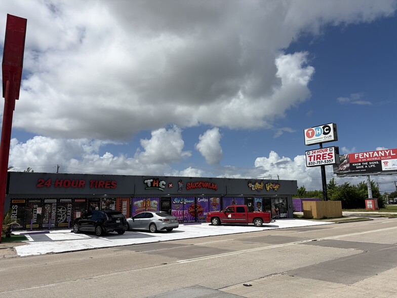 1415-1419 S Loop Fwy W, Houston, TX for sale - Building Photo - Image 1 of 5
