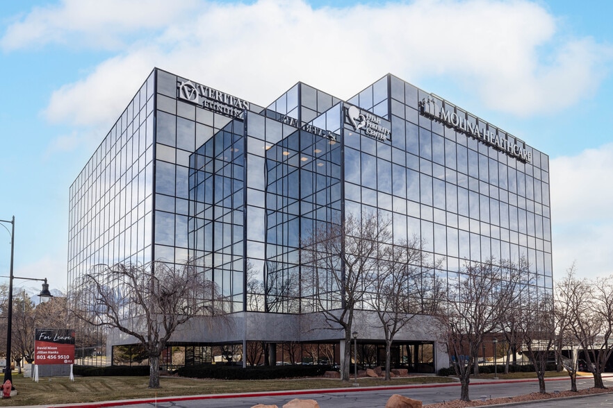 7050 S Union Park Ave, Midvale, UT à louer - Photo du bâtiment - Image 2 de 4