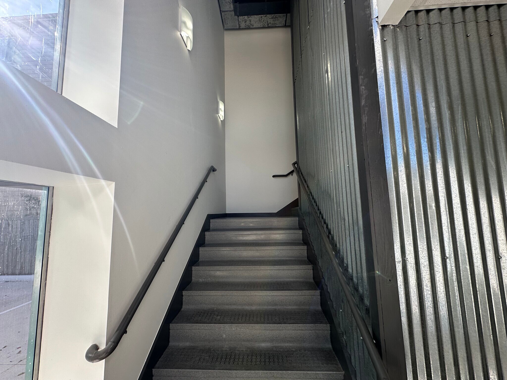 5712 Val Verde St, Houston, TX for sale Interior Photo- Image 1 of 25