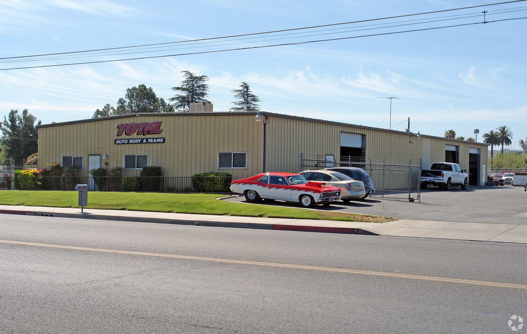 491 Menlo Ave, Hemet, CA for sale Primary Photo- Image 1 of 74