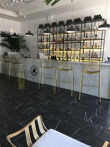 442 W Kennedy Blvd, Tampa, FL à louer - Photo intérieure - Image 2 de 41