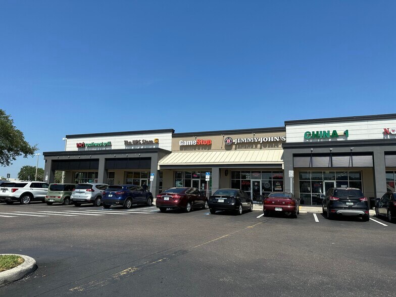 2527-2543 N Dale Mabry Hwy, Tampa, FL à louer - Photo du bâtiment - Image 2 de 5