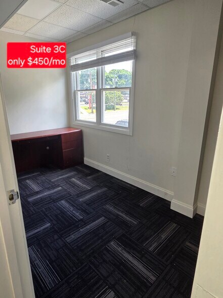 22 Long Ridge Rd, Stamford, CT à louer - Photo intérieure - Image 3 de 3