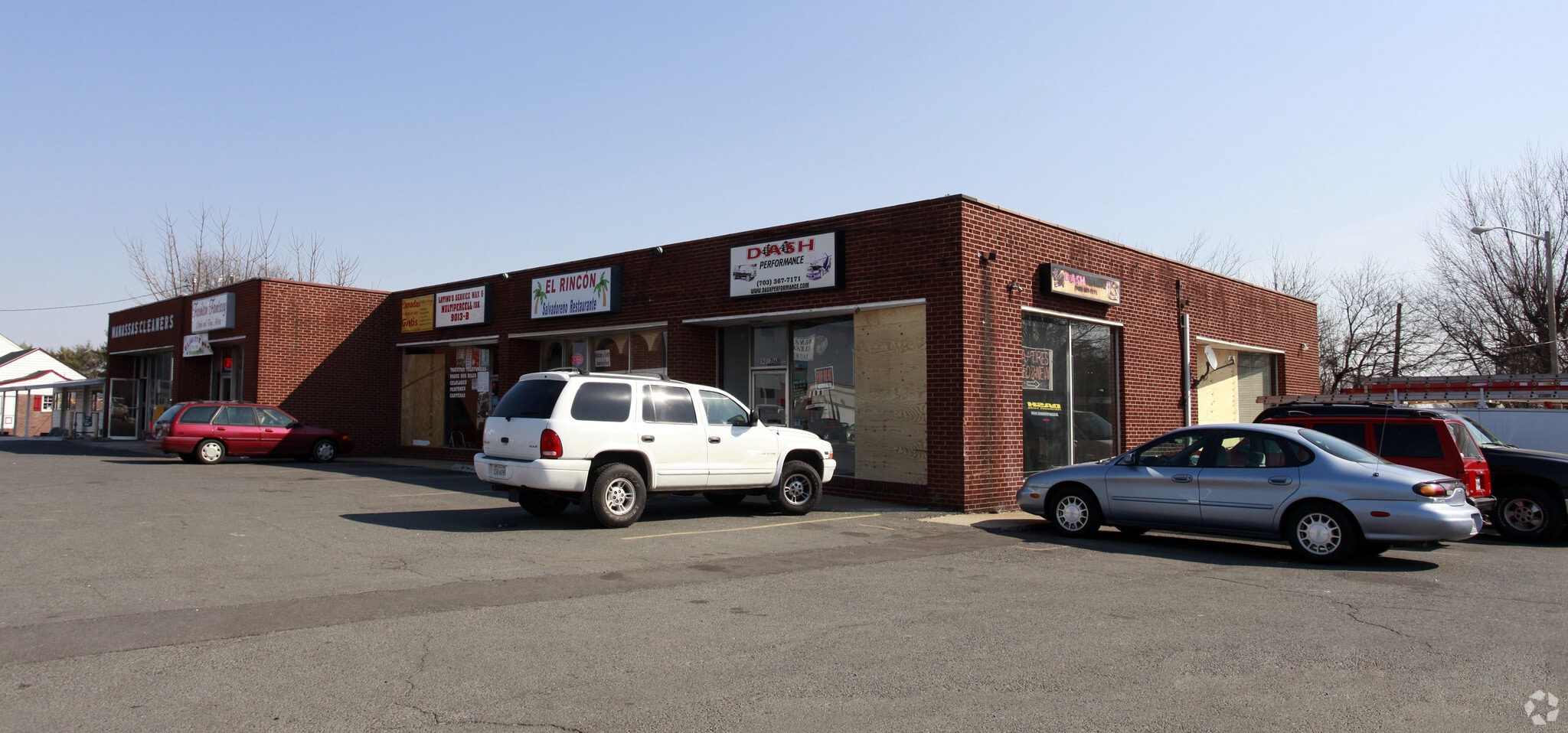 9013-9015 Centreville Rd, Manassas, VA for lease Primary Photo- Image 1 of 5