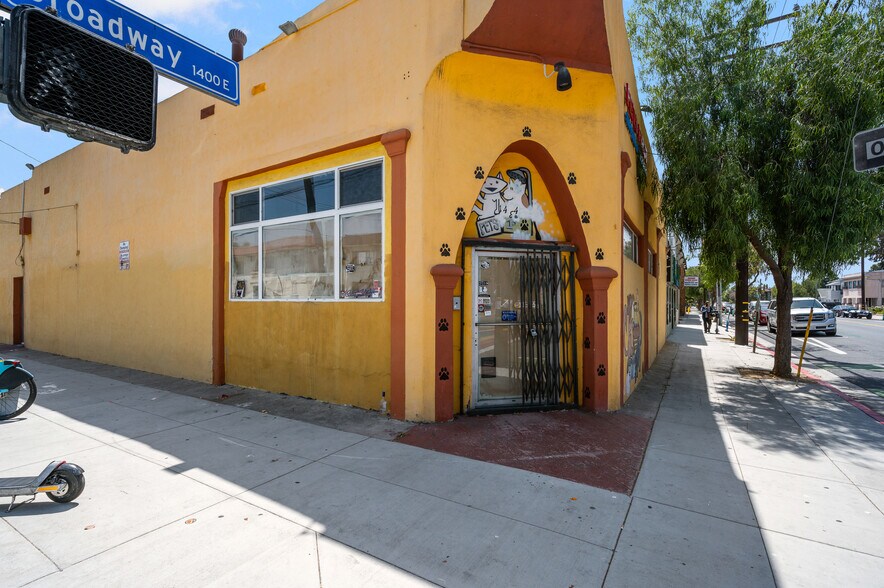 1434 E Broadway, Long Beach, CA à vendre - Photo du bâtiment - Image 3 de 16