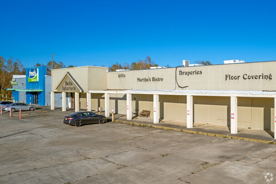 902 W Main St, Homer, LA à vendre - Photo du bâtiment - Image 3 de 4