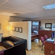 Office in Madrid, Madrid for lease Interior Photo- Image 2 of 5