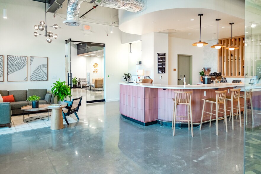 3537 N Steele Blvd, Fayetteville, AR à louer - Photo intérieure - Image 3 de 14