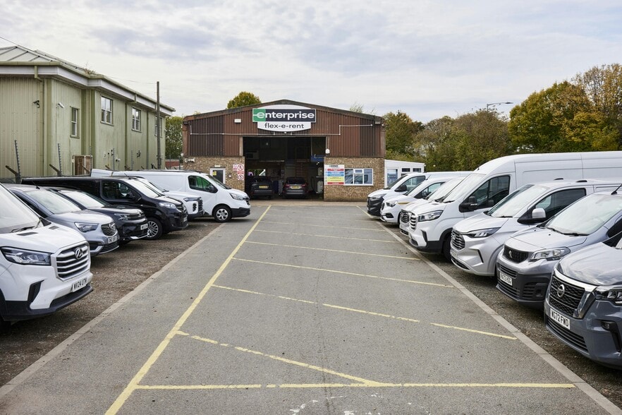 15A Ivatt Way, Peterborough for lease - Building Photo - Image 2 of 9