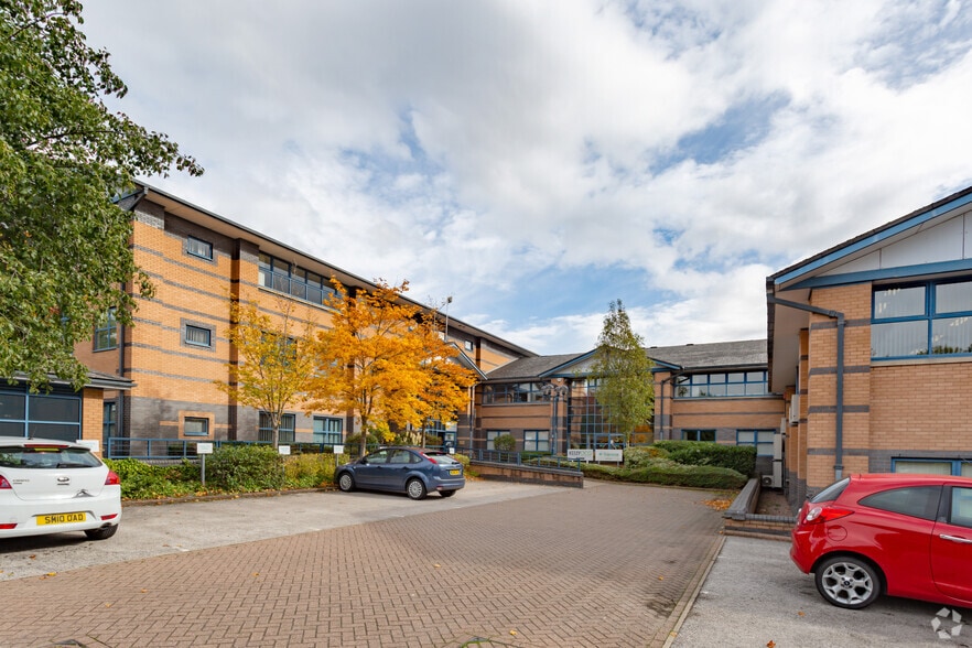 Hollinswood Ct, Telford for sale - Building Photo - Image 3 of 4