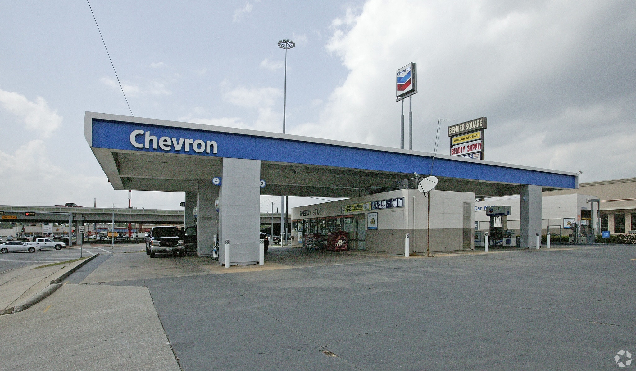 110 1st St W, Humble, TX for sale Building Photo- Image 1 of 1