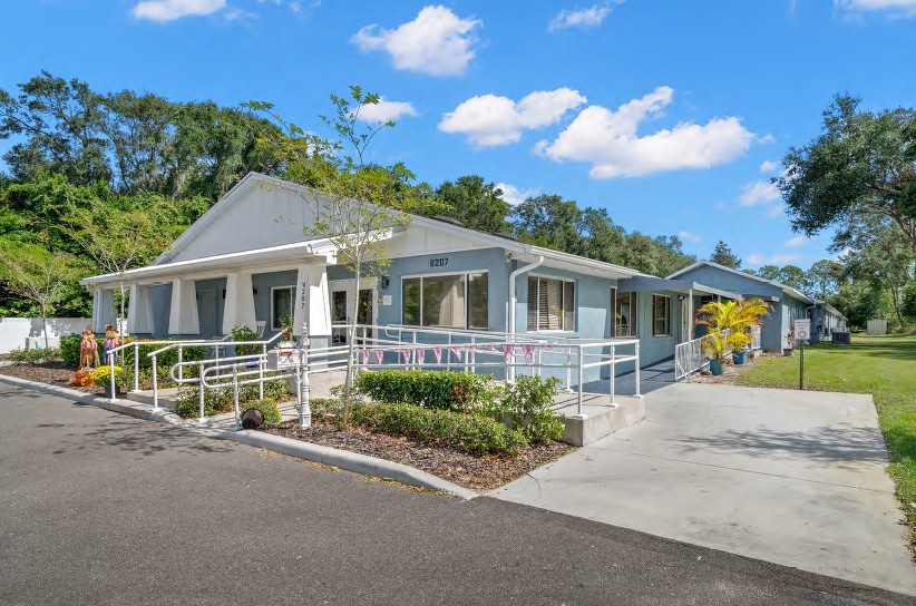 8207 Forest City Rd, Orlando, FL for sale - Primary Photo - Image 1 of 20