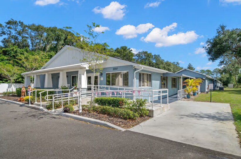 8207 Forest City Rd, Orlando, FL à vendre Photo du bâtiment- Image 1 de 12