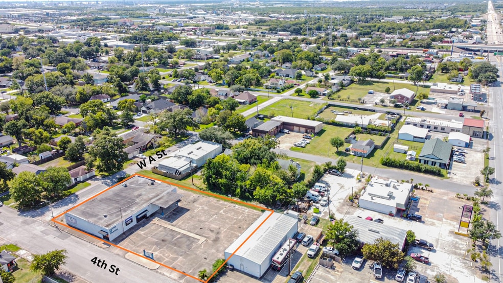 130 S 4th St, La Porte, TX for sale - Building Photo - Image 3 of 43