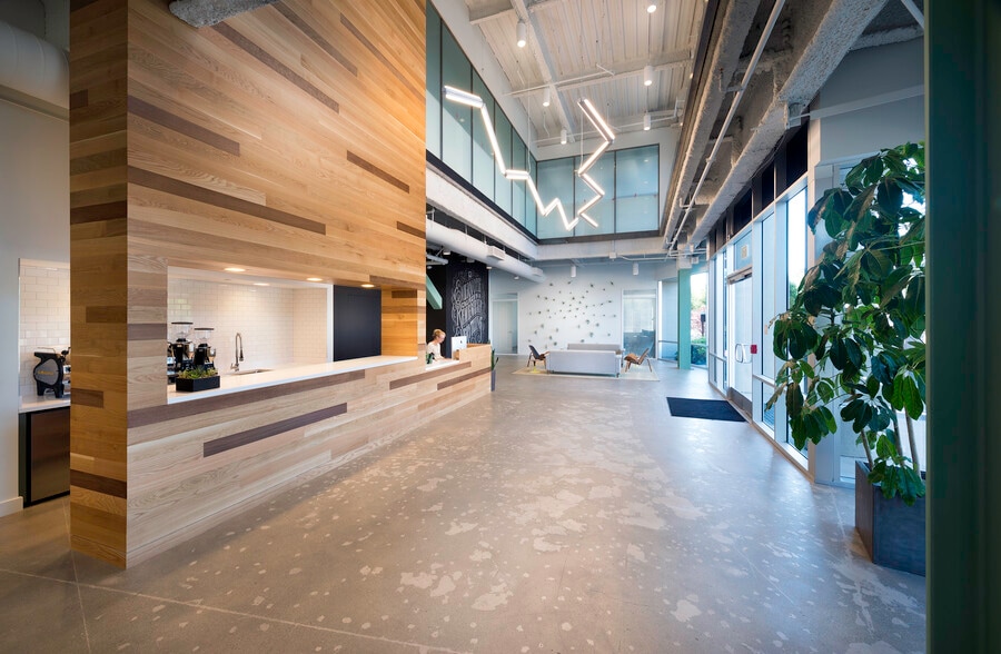 305 Walnut St, Redwood City, CA for lease - Lobby - Image 2 of 6