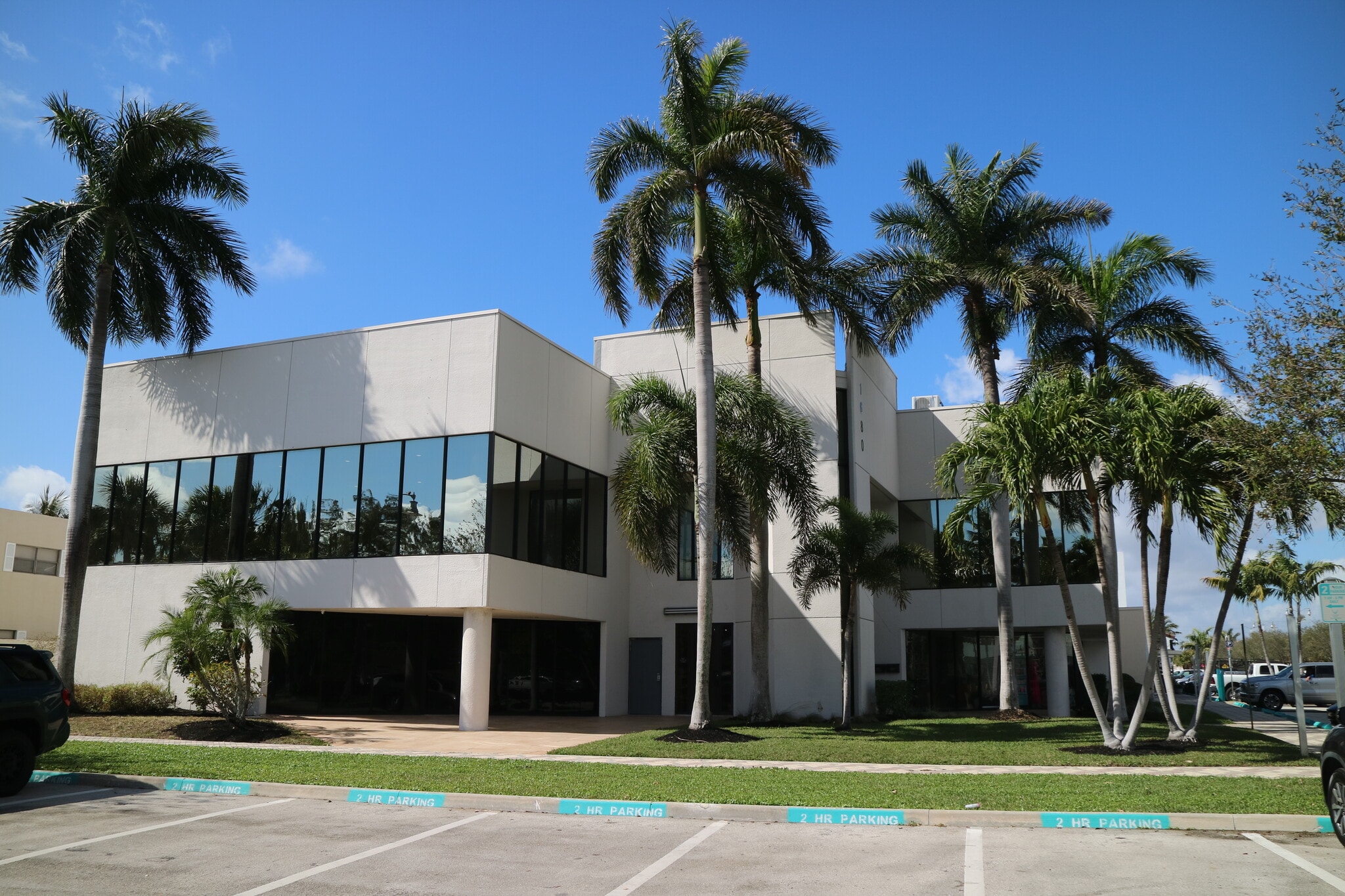 1680 SE 3rd Ct, Deerfield Beach, FL for lease Primary Photo- Image 1 of 46