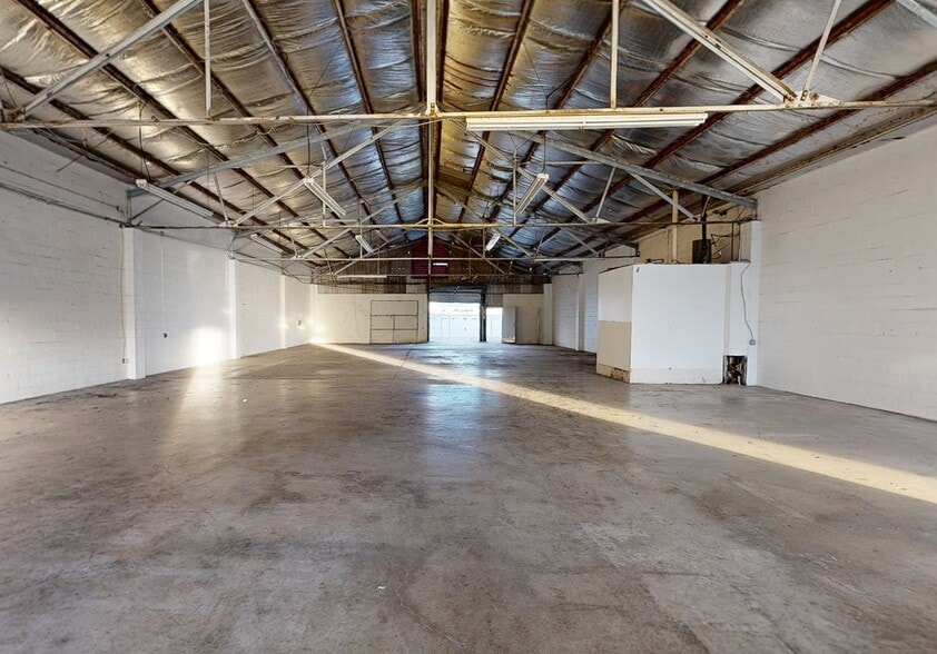 502 Waiakamilo Rd, Honolulu, HI for lease - Building Photo - Image 2 of 2