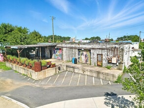 1801 N Graham St, Charlotte, NC for lease Building Photo- Image 1 of 4