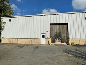 30 Industrial Dr, Warminster, PA for lease Building Photo- Image 2 of 4