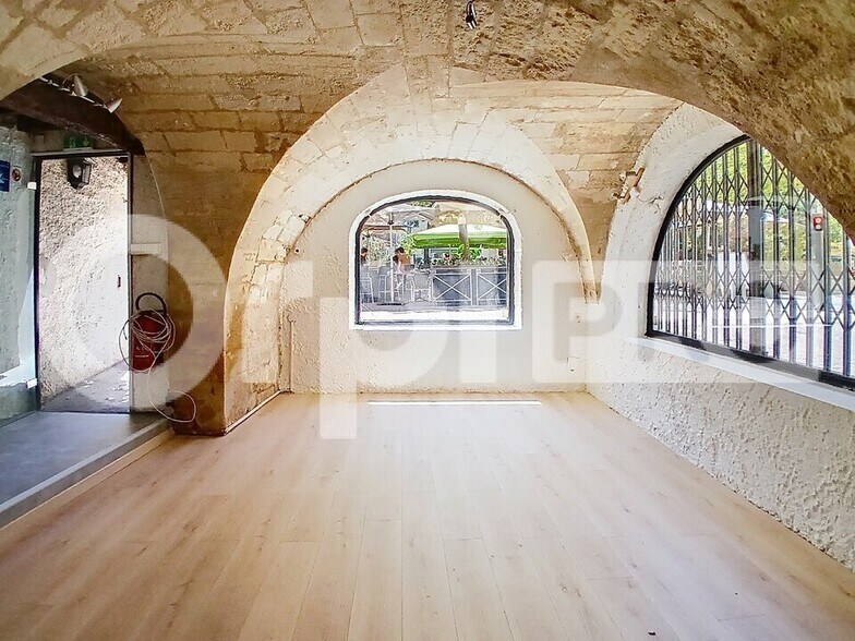Retail in Mauguio for sale - Interior Photo - Image 3 of 5