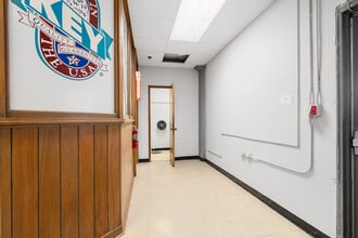 713 E Austin Blvd, Nevada, MO à vendre Photo intérieure- Image 2 de 18