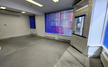 152 Offmore Rd, Kidderminster for lease Interior Photo- Image 2 of 10