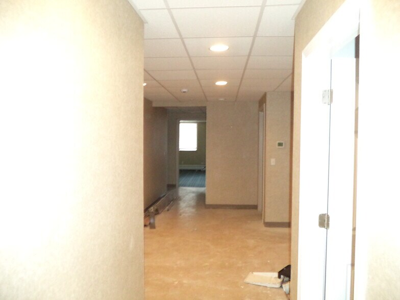 101 Webster St, Manchester, NH à louer - Photo du bâtiment - Image 2 de 15